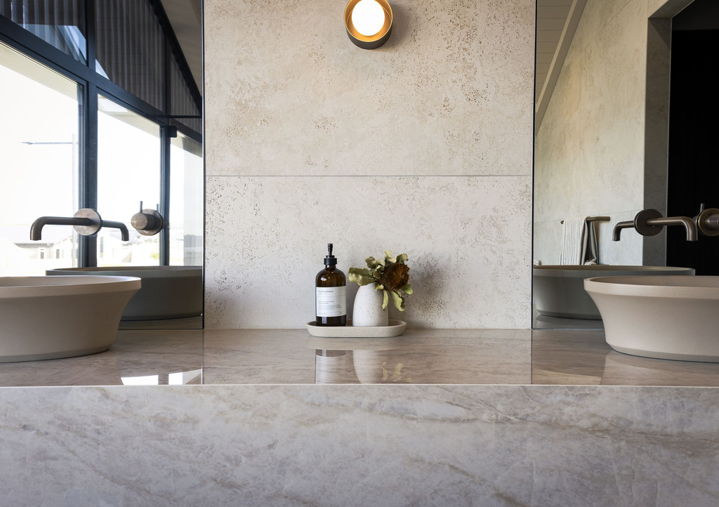 Design Builders Showhome - Full Data Stack - Ensuite 4.webp