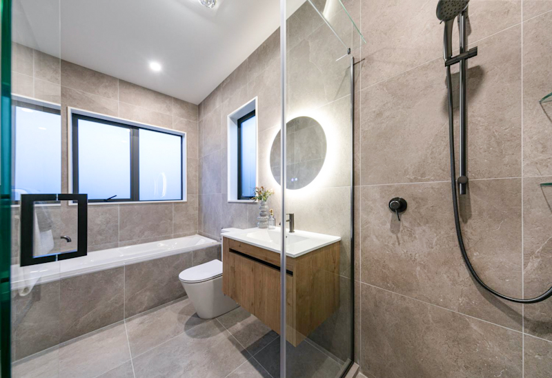 COSMIC_GREY_NATURAL_60x60 - Cosmic Grey Natural 60X60 - bathroom 3.jpg