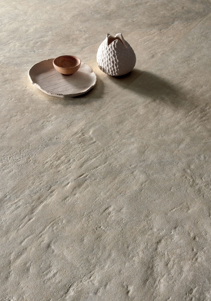 LEA171 Anthology Desert Worn 60x120 - Close up 1.jpg