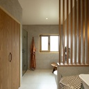 PRO242A - Unique Travertine Ruled Cream - Bathroom 1.jpg