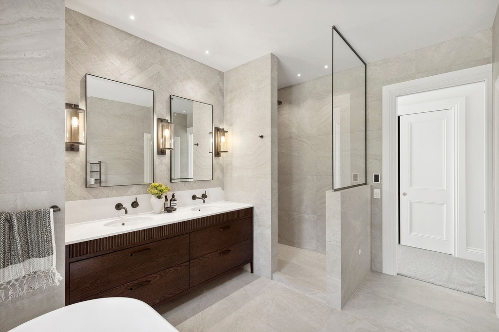 PRO262A - Unique Travertine Ancient Cream 600x1200 - Unique Travertine Ancient Cream Ruled 600x1200 - Bathroom 8.jpg