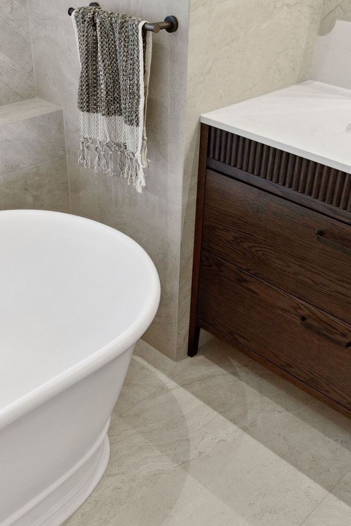 PRO262A - Unique Travertine Ancient Cream 600x1200 - Unique Travertine Ancient Cream Ruled 600x1200 - Bathroom 4.jpg