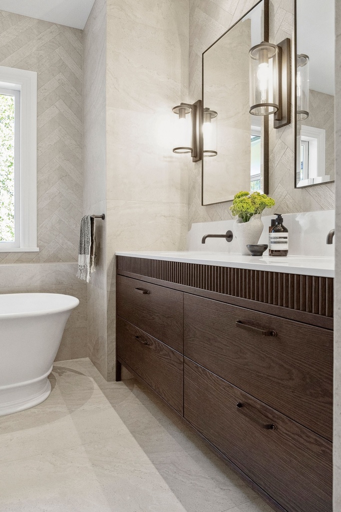 PRO262A - Unique Travertine Ancient Cream 600x1200 - Unique Travertine Ancient Cream Ruled 600x1200 - Bathroom 3.jpg