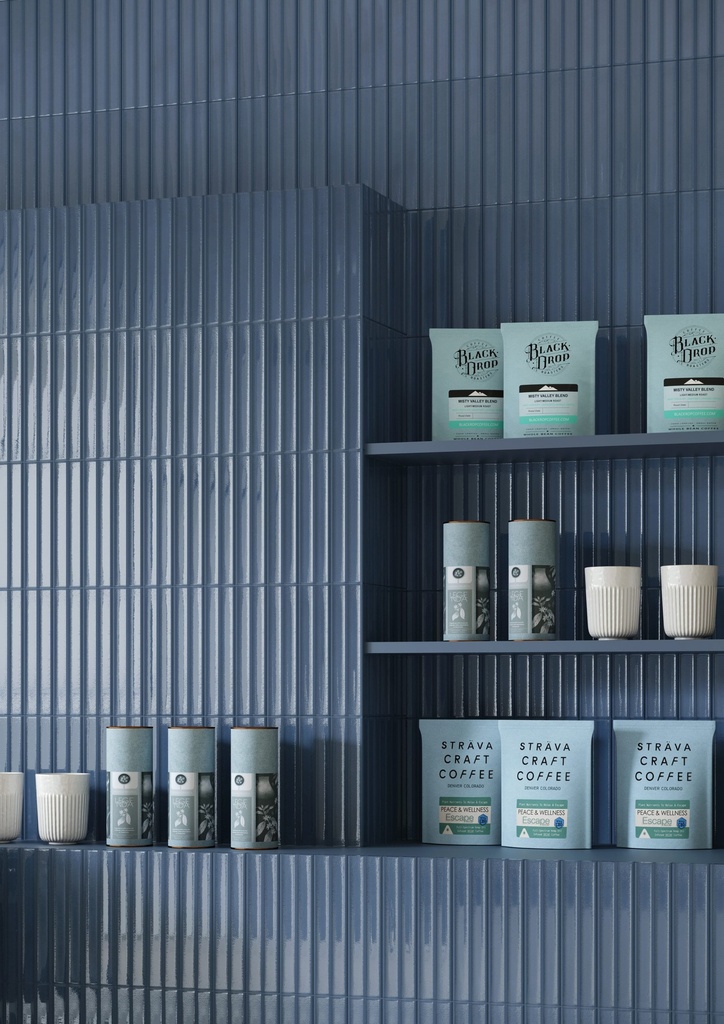 RIMA.006024.IND.GLO - Miniature Rima - Indigo 60x240mm-Restaurant 2.jpg