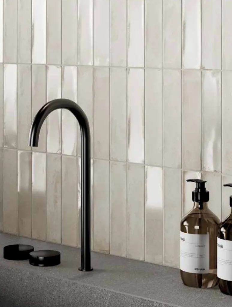 Marrakech - Ivory Matt 4.8x20 - vanity.webp