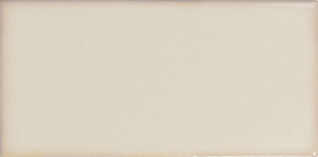 WOW019 Yoko Daisy Gloss 62x125 - swatch 2.jpg