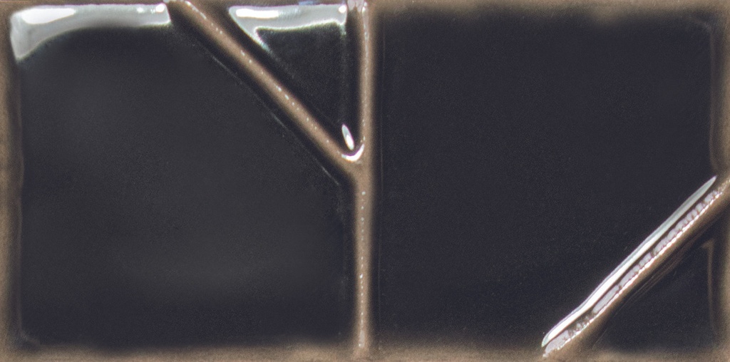 WOW031 Yoko Origami Onix Gloss 62x125 - swatch 2.jpg