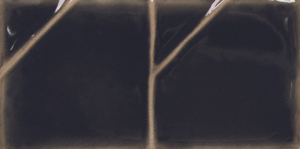 WOW031 Yoko Origami Onix Gloss 62x125 - swatch 5.jpg