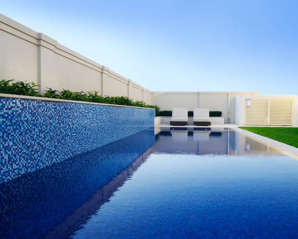 BIS364 Gemme GM 20.59 Hotmelt - Pool 3.jpg