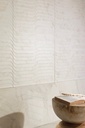 POR236 Apuano Oro Stream 60x120 - Wall 2.jpg