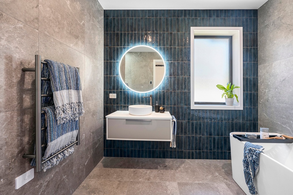 NOV007 Fusion Blue - Bathroom 1.jpg
