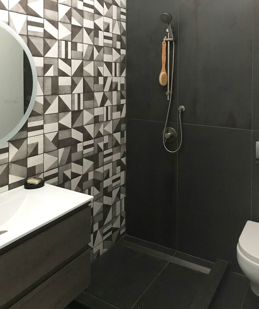 ITA253 bathroom4__Metaline Iron Matt 60x120.jpg