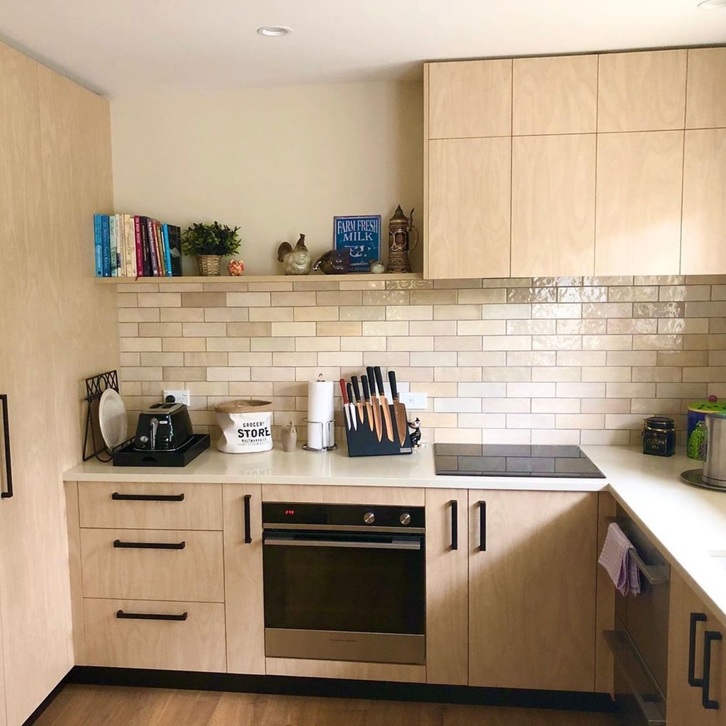 EQU060 kitchen__Artisan Ochre Gloss 6.5x20.jpg