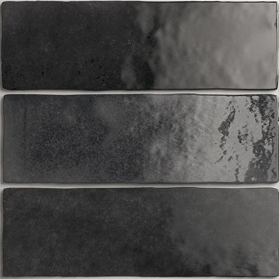 EQU062 Artisan Graphite Gloss 6.5x20 - Swatch2.webp