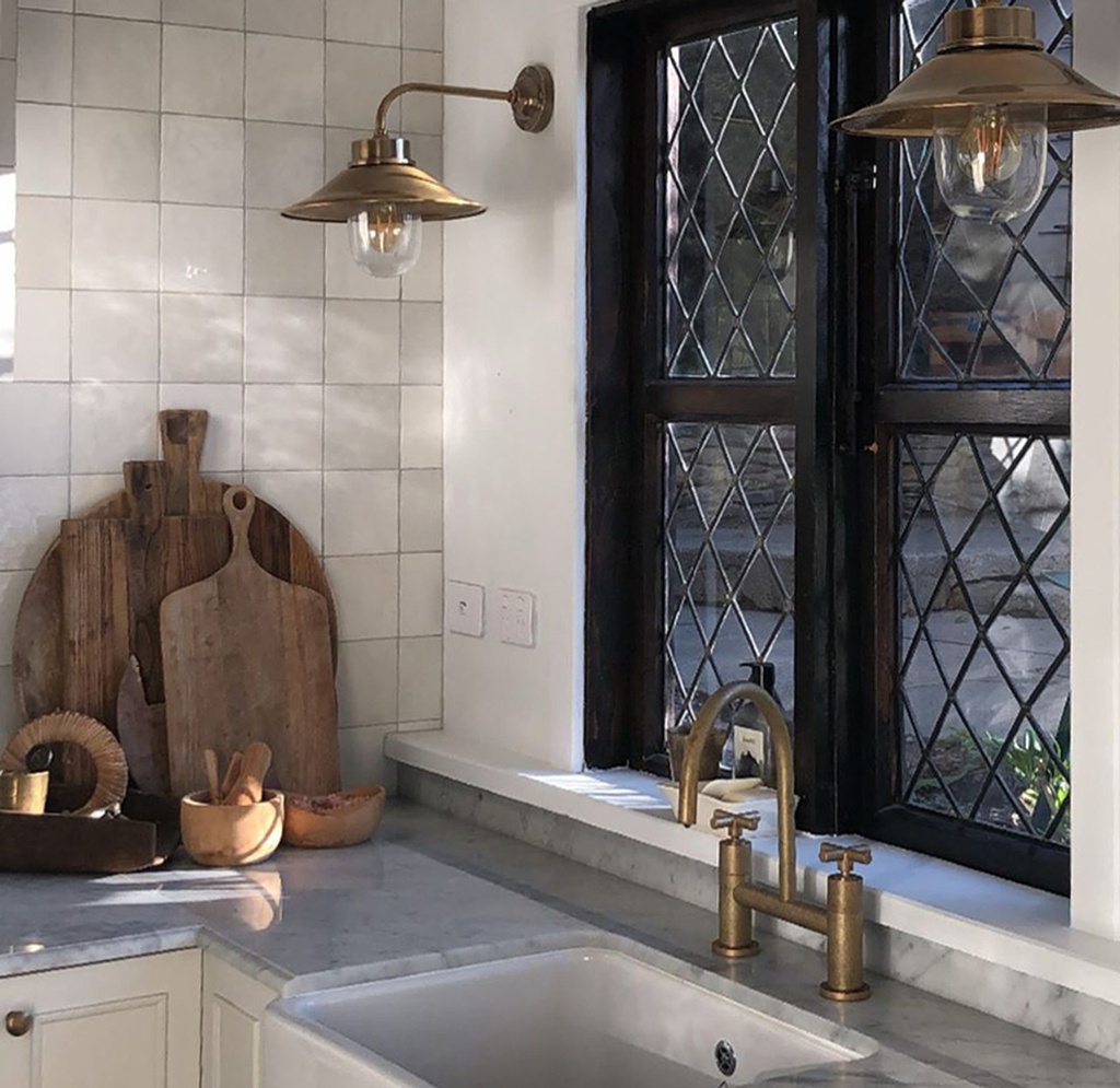 EQU065 Artisan White Gloss Kitchen 13.2
