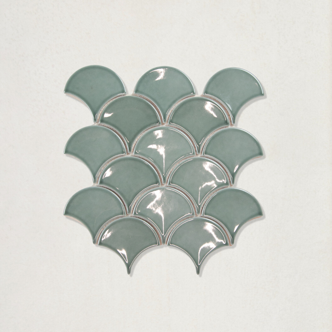 MT1818 Fishscale Lagoon Gloss 95mm - Swatch 1.webp