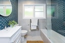 MT1778 Fishscale Ocean Gloss 95mm - bathroom 2.jpg