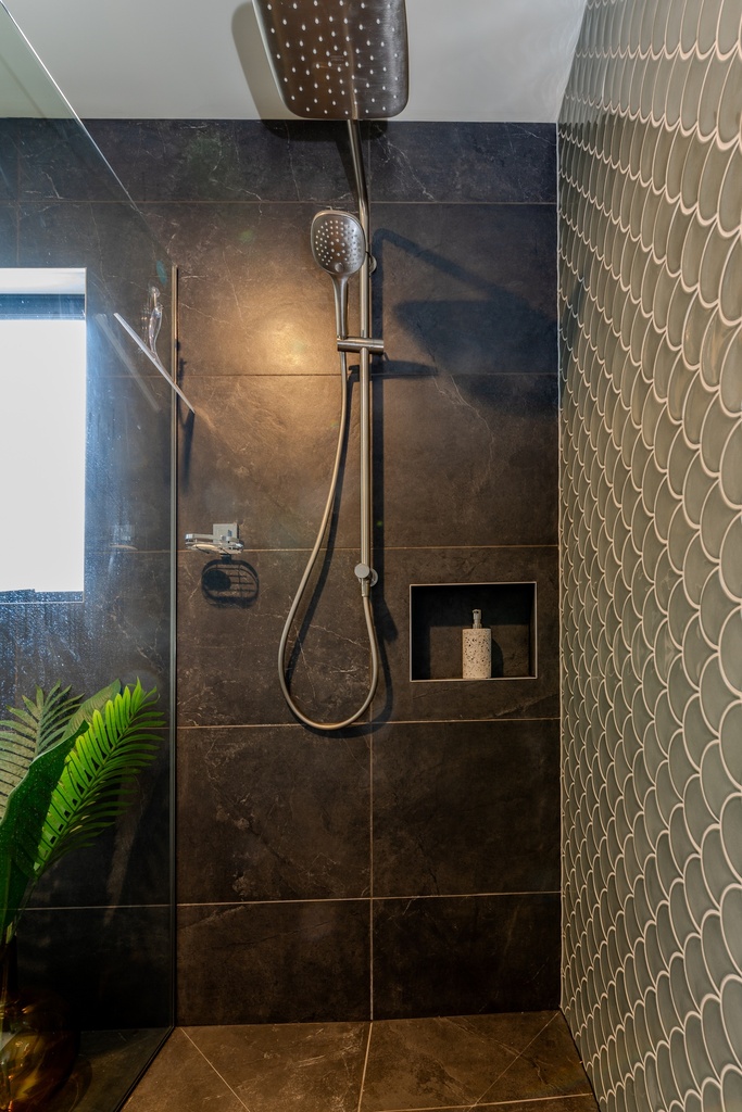 MT1818 Fishscale Lagoon Gloss 95mm - Stock Road Bathroom 2