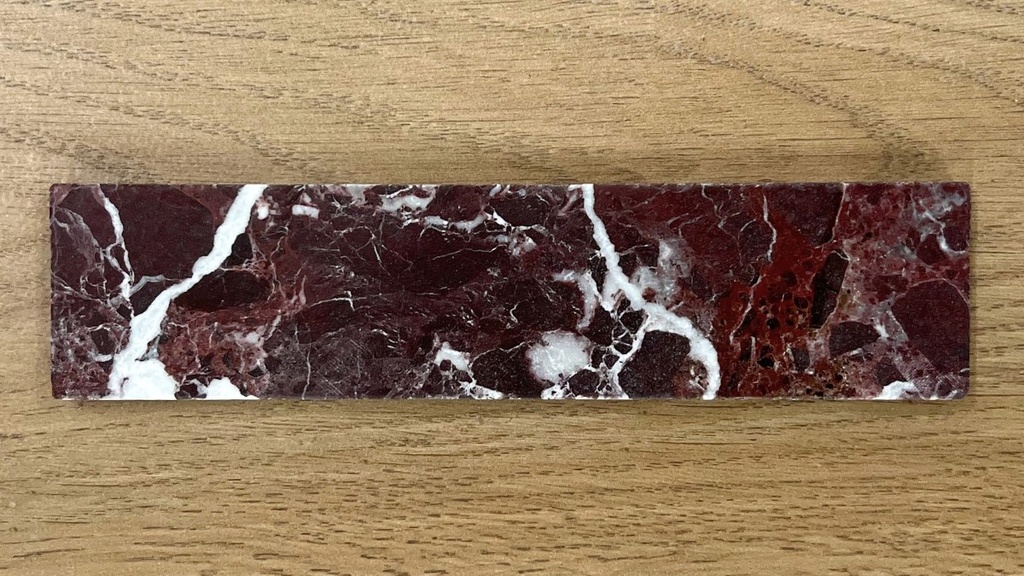 ROSSO_LEVANTO_TUMBLED_SUBWAY_(48X203MM) - Swatch.jpg