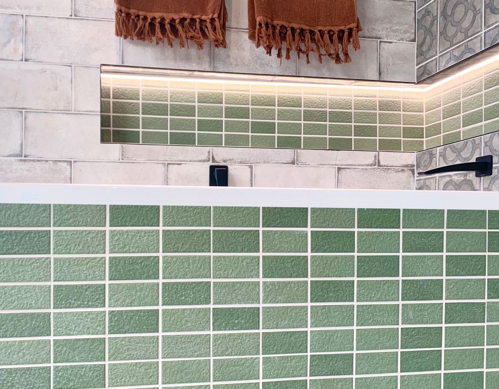 ACA039 Pasture Green Matt Mosaic 45x95mm - Bathroom 2.jpg