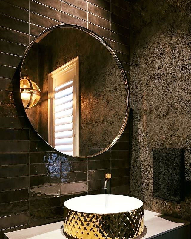 Artisan Graphite Gloss 6.5x20 (65x200MM)