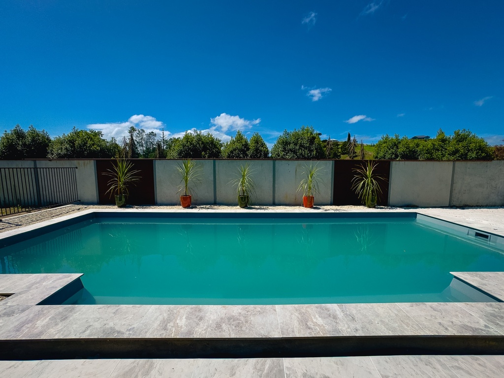 [MT1910] Tundra Pewter Bullnose 20mm (350x600MM)