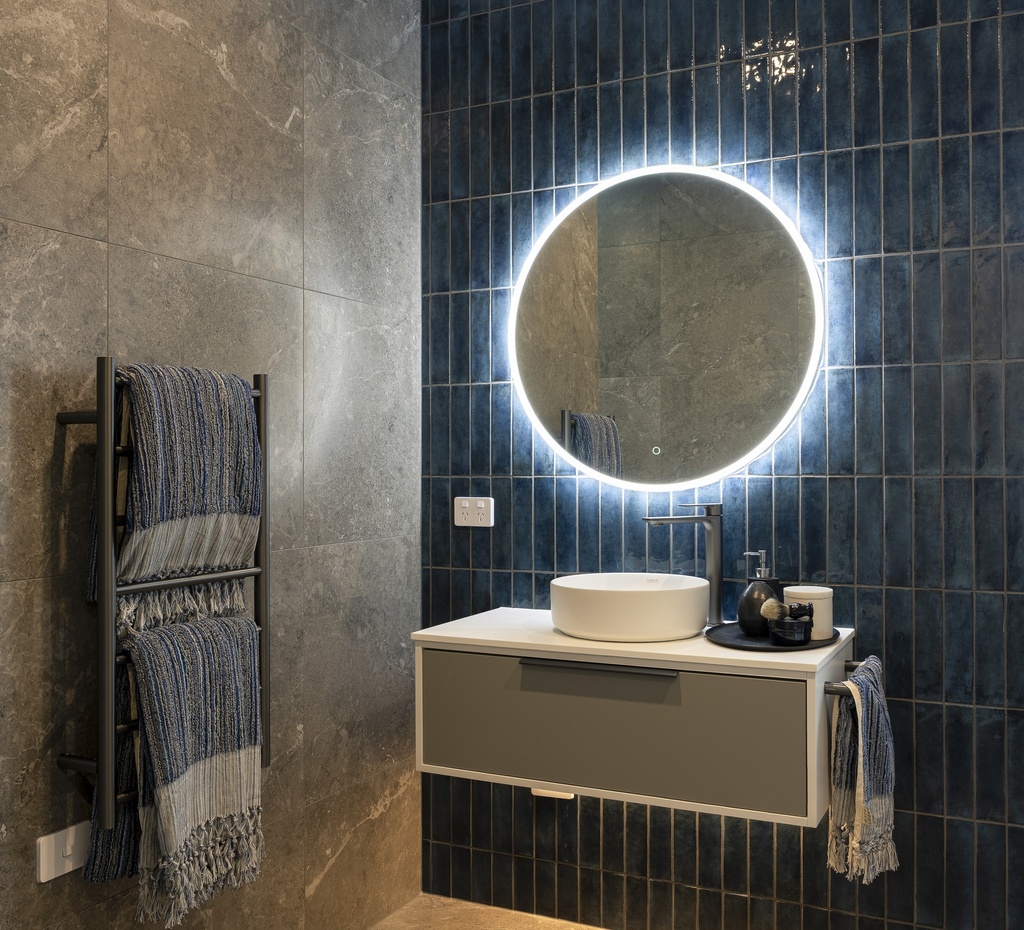 [NOV007] Fusion Blue Gloss 60x250mm